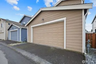 spacious 2 car garage