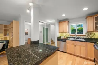 Granite and Hardwoods!