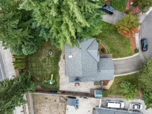 Lots of parking. Beautiful patio.