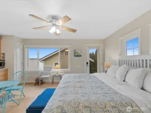 ADU complete w/ Washer & Dryer