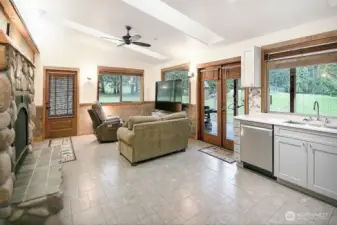 ADU Living Qrtrs