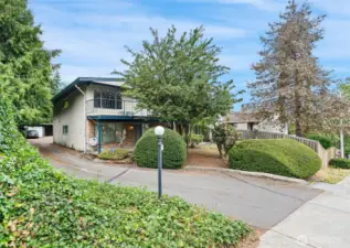 Take advantage of the vacant unit and get an owner-occupied loan with a competitive rate.