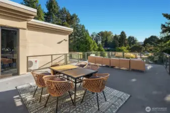 Oversized Roof deck