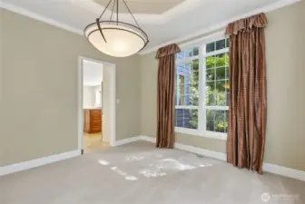 Formal Dining access door to kitchen