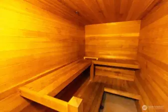 Sauna located in the sound end of the 1st floor.