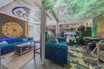 6 car garage used as music studio