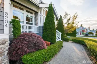 Enormous Curb Appeal!