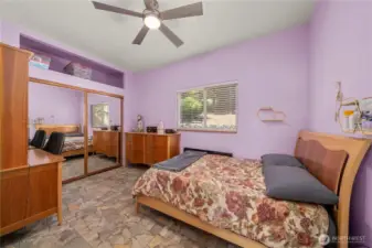 Room next to second primary