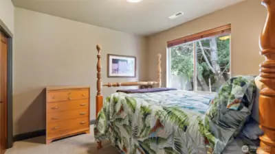 Jr Suite with full bath en suite
