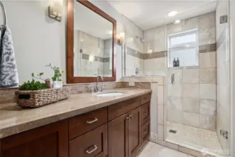 Private bath for the 2nd bedroom.