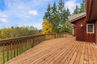 Enjoy 1000+ sq ft of new decking overlooking Chehalis River Valley