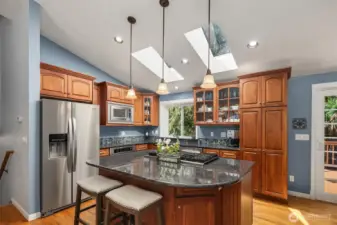 Gorgeous granite counters and quality hardwood oak floors.