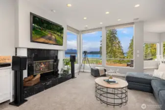 living area off of kitchen