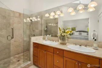 Large shower and double sink in the primary suite
