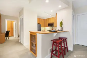 Bathroom at end of hall, flex space across from desk