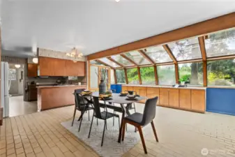Spacious solarium