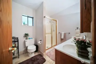 PRIMARY BATHROOM- 2 SINKS