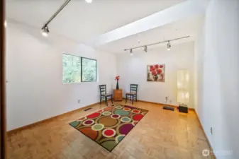 BONUS ROOM