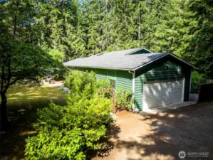 ATTACHED DOUBLE CAR GARAGE
