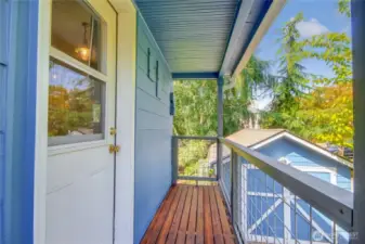 Side Deck
