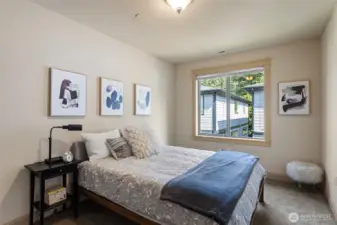 Guest bedroom #2