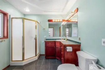 3/4 Bathroom