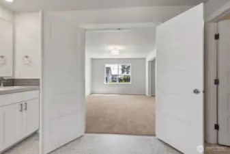 **Photos are of the same floorplan in another community and are used for representational purposed only. Colors, and features will vary.**