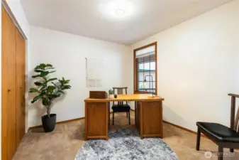 2nd bedroom