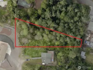 Overhead view with approximate boundaries in red.