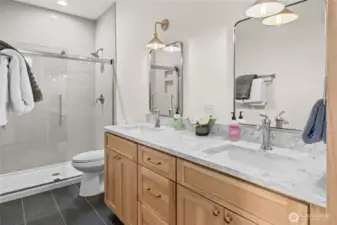 Ensuite bathroom