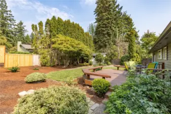 Mature landscaping offers excellent privacy