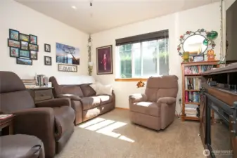 3rd bedroom utilized as flex space