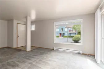 D101 Entry & Living Room