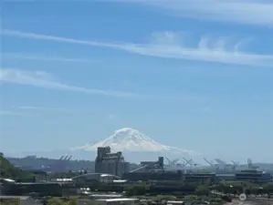 Incredible Mt.Rainier and city views out the big, bright windows.