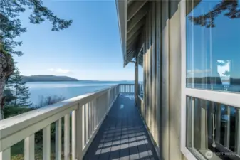 outside access to deck
