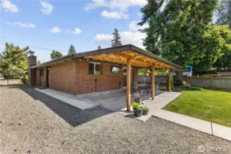 RV parking and entertaiment patio