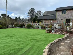 Large, fully fenced in front yard so if you have pets, they can enjoy romping without worry.