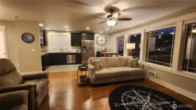 Home is so gorgeous at night!