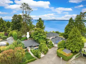 Located off of Magnolia Boulevard on quiet street