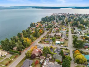 Enjoy views of the Strait of Juan de Fuca and the Cascade Mountains.