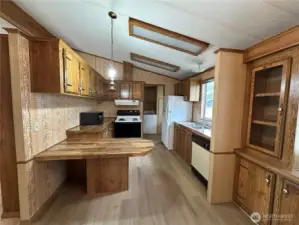 Kitchen with lots of storage