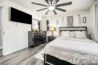 Comfortable primary suite with ample space and move-in ready condition.