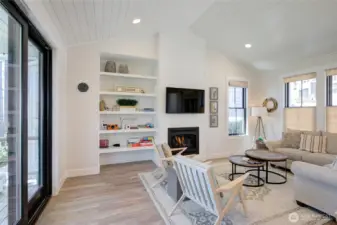 Open the doors to the left and let the salt air in! You can't beat the smell of the trees while you listen the birdsong and lapping waves.