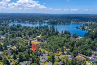 Close to Lake Steilacoom and City of Lakewood Town Center