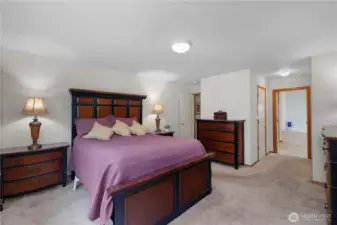 Walk-in closet and extra sliding door closet space