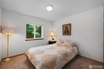 3rd bedroom in back with it's own walk-in closet