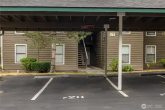 Parking space F211.