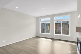 13216 NE 127th Unit B ~ Ready Now