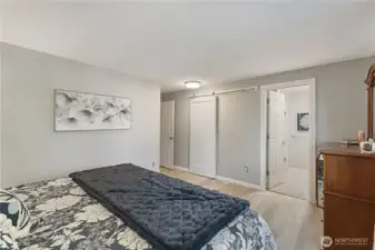 Plenty of wall space for furniture and yes, that TV screen