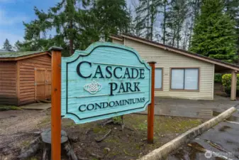 You'll love condo living at Cascade Park, close to restaurants, shopping and more.